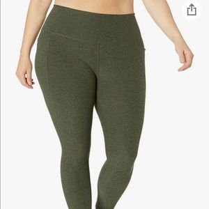 Beyond Yoga Plus Size Out of Pocket High-Waisted Spacedye Midi Leggings 3X